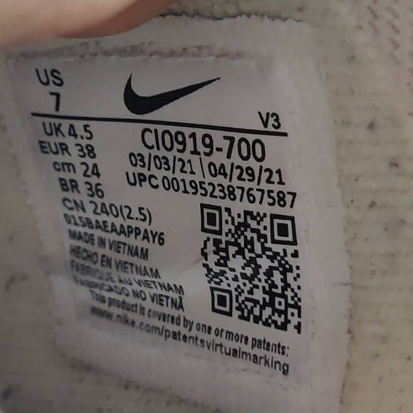 Nike Air Pastel Multi-Color Athletic Shoes - Picture 8 of 12